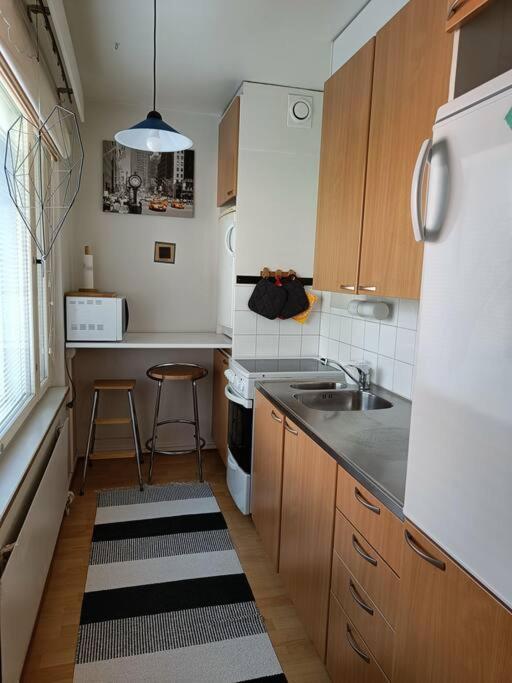 Apartamento Rauhallinen Yksioe Kirkkokadulla Kuopio Exterior foto